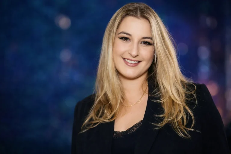 Darina Scotti-Vartan enceinte : vérité et biographie darina scotti-vartan enceinte